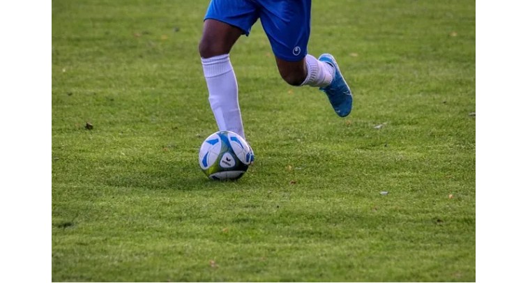 梅开二度在足球是什么意思,梅开二度这个梗的意思