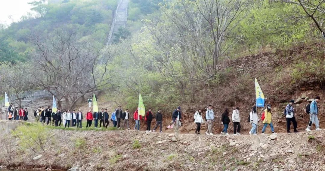 创业像是驾驶轮船，我们唯一可以做的就是掌好舵