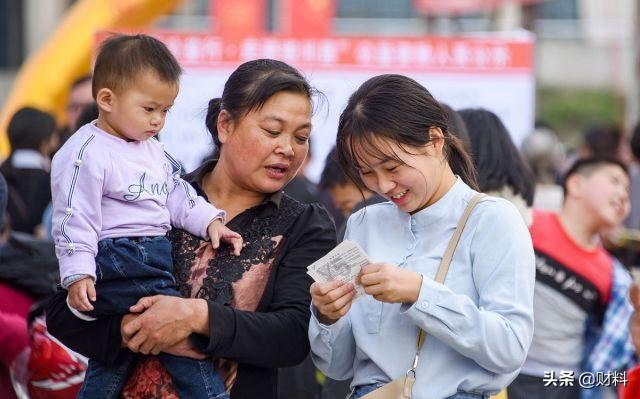 为什么你买的彩票中不了,为什么买彩票硬是不得中大奖