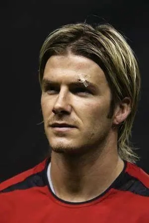 贝克汉姆惊天吊射,贝克汉姆的惊世任意球