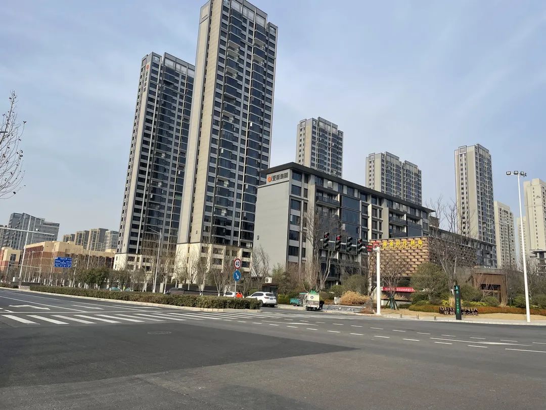 郑州滨河国际新城绿城明月怎么样,郑州滨河国际新城2022年的样子