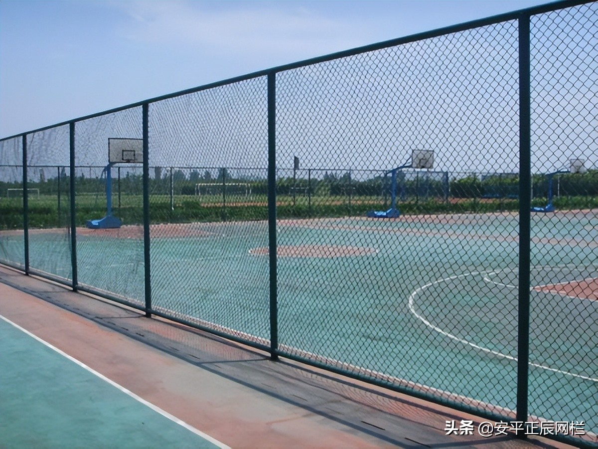 篮球场围网施工安装报价,篮球场专用围网咨询