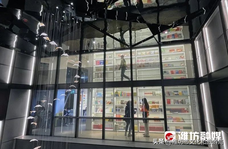 用“文化+”穿针引线，打造“新华新阅广场”IP