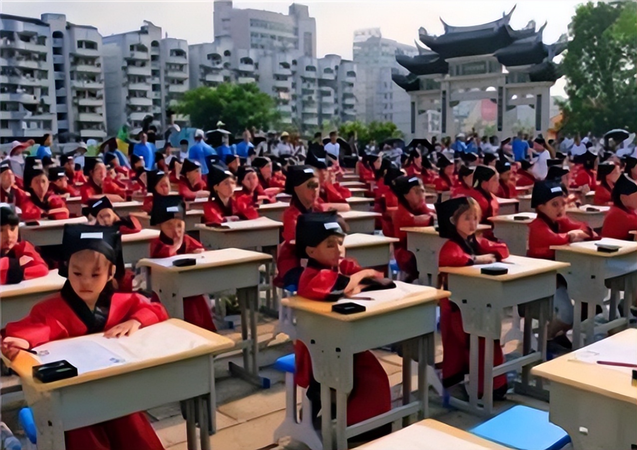 朱熹曾问为何买东西而不是买南北,朱熹叫买东西不叫买南北