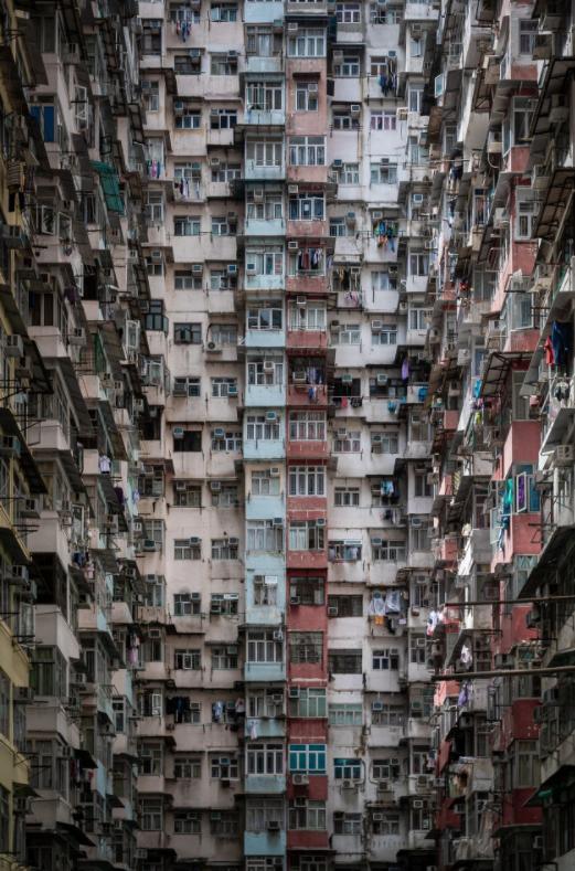 在香港生孩子的人多吗,为什么明星都喜欢去香港生娃