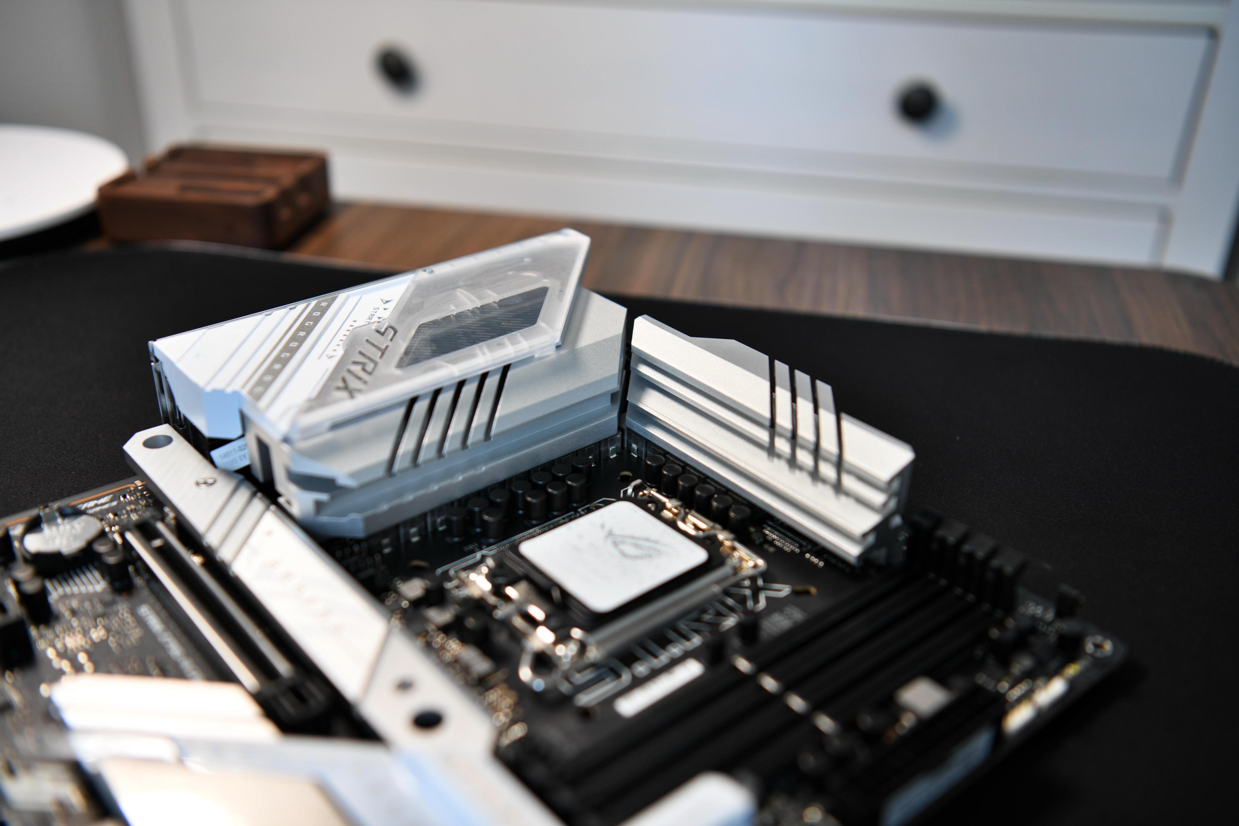 2023新装机：打造一台属于自己的DDR5平台