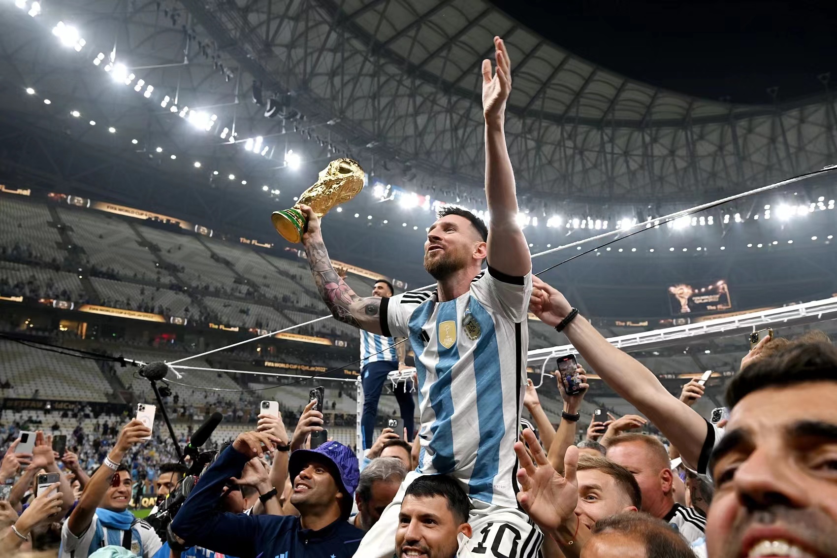 大反转齐达内,大反转阿尔瓦雷斯