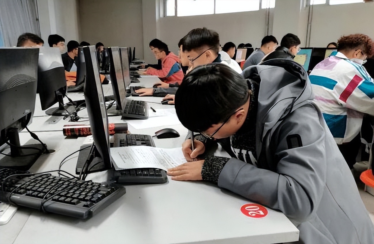 2023年高考学什么专业好就业,2023年高考最有前景专业