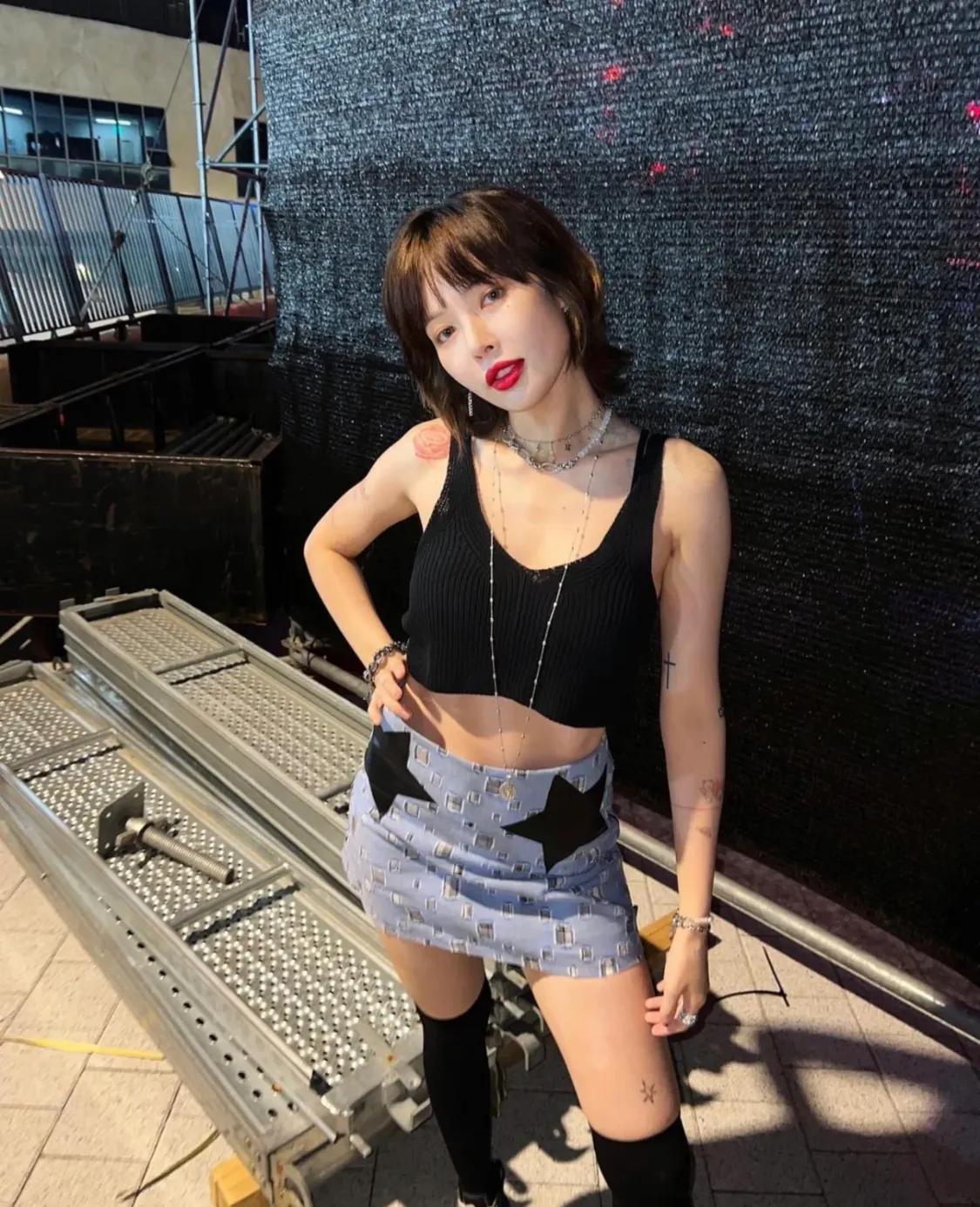 娉泤绌挎惌绉佹湇鍚堥泦,娉泤鏈嶈鎼厤