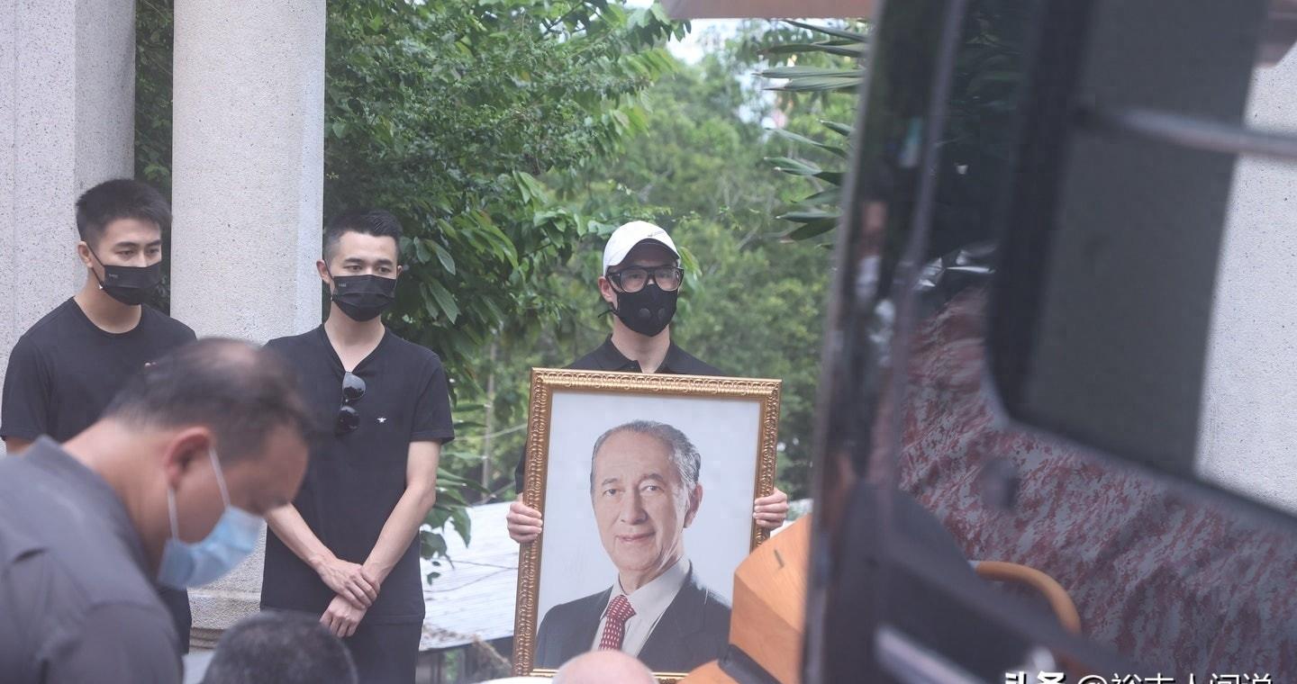 四太梁安琪购豪华车位！价格贵绝全球，早前曾花13亿购豪宅送女儿