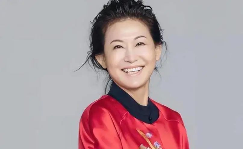 山东女首富赵燕公司,山东女首富赵燕面相分析