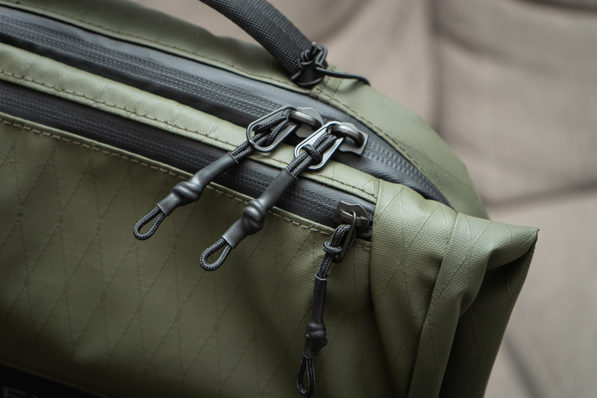 地平线8号双肩包和小米双肩包,一款轻飘飘的旅行双肩包