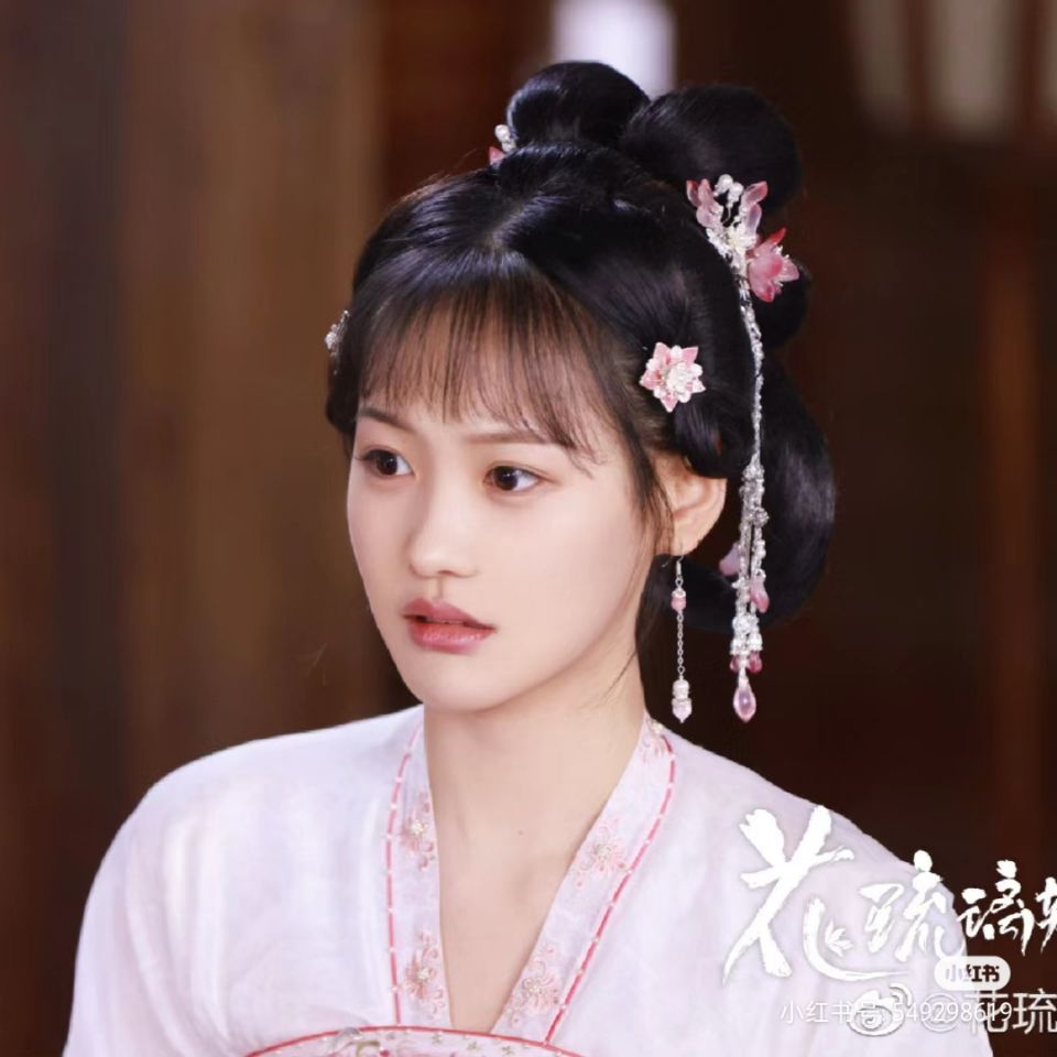 现在流行这么拍剧了?把女主拍得像个傻子,白瞎这张脸了……