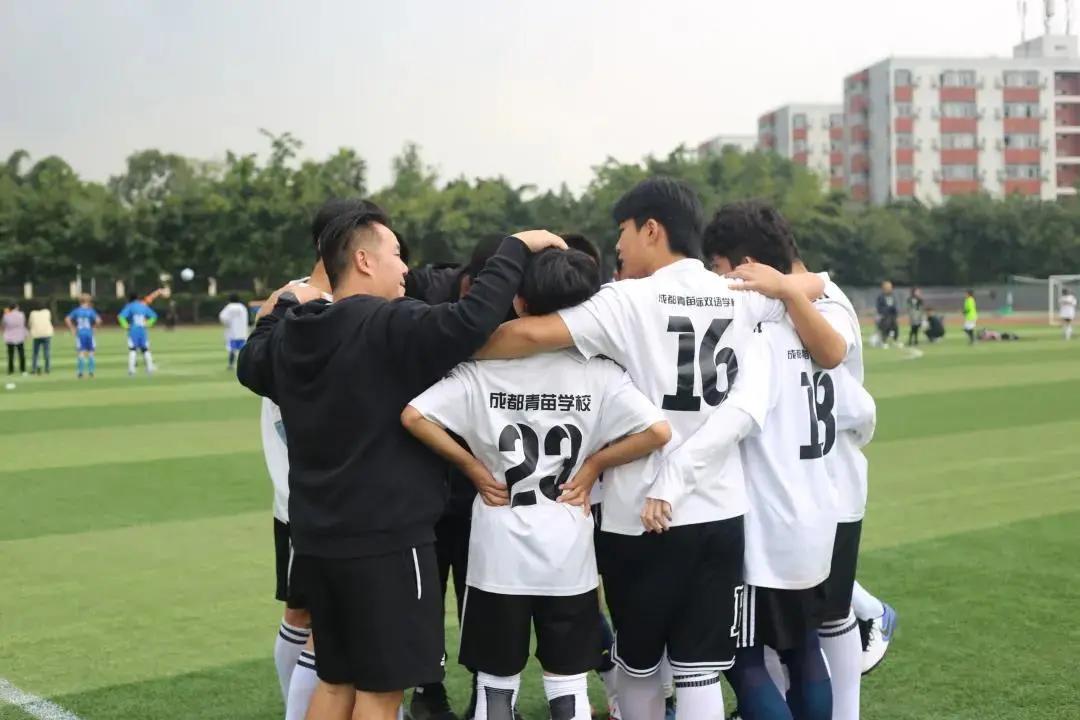 步履铿锵，行稳致远！青苗的2021年，精彩动人