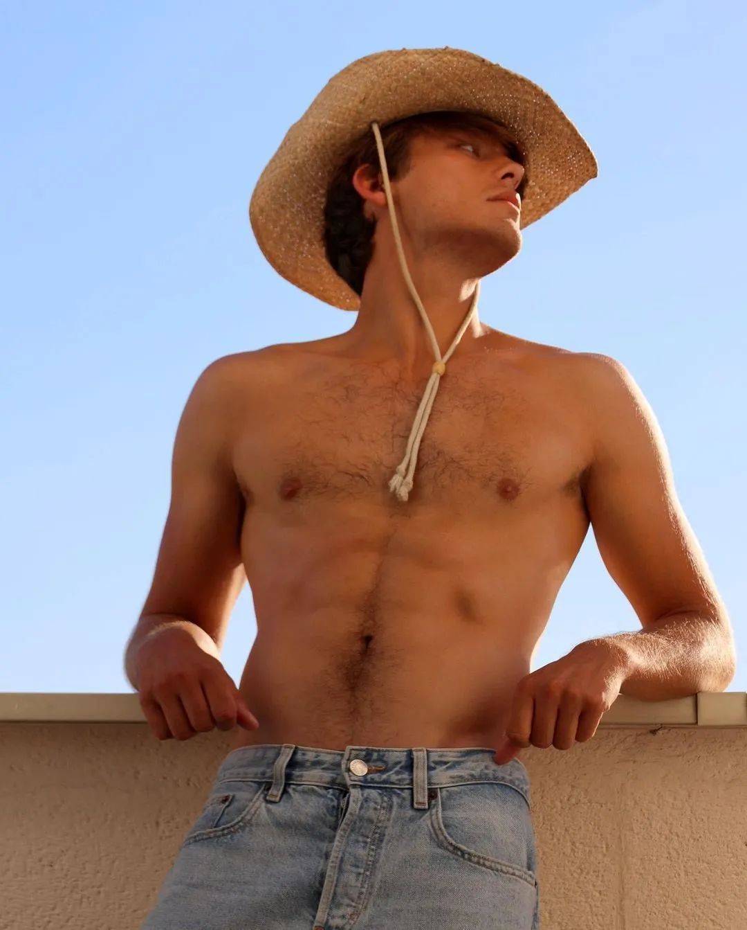 本杰明科特,希尔顿本杰明科特安格