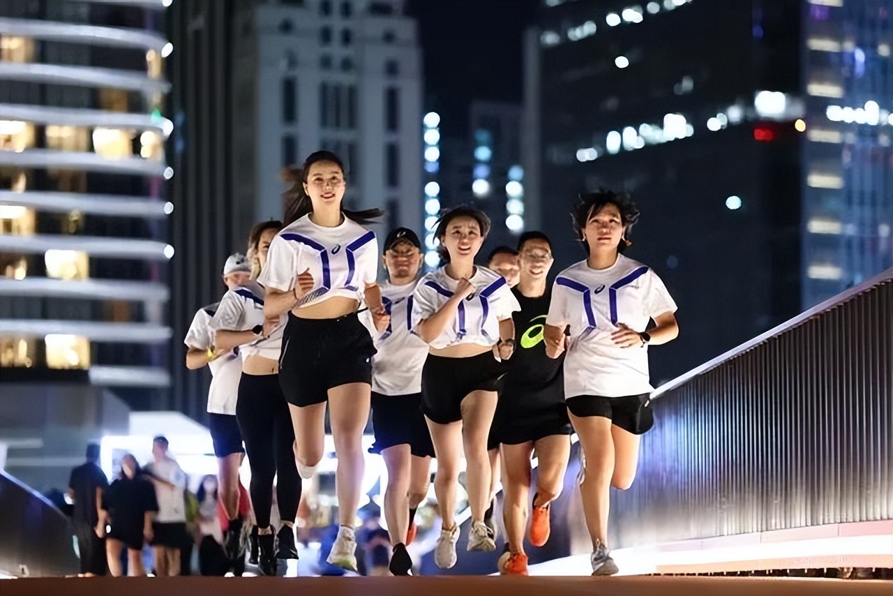 日本耐克跑鞋,耐克十大公认最强跑鞋