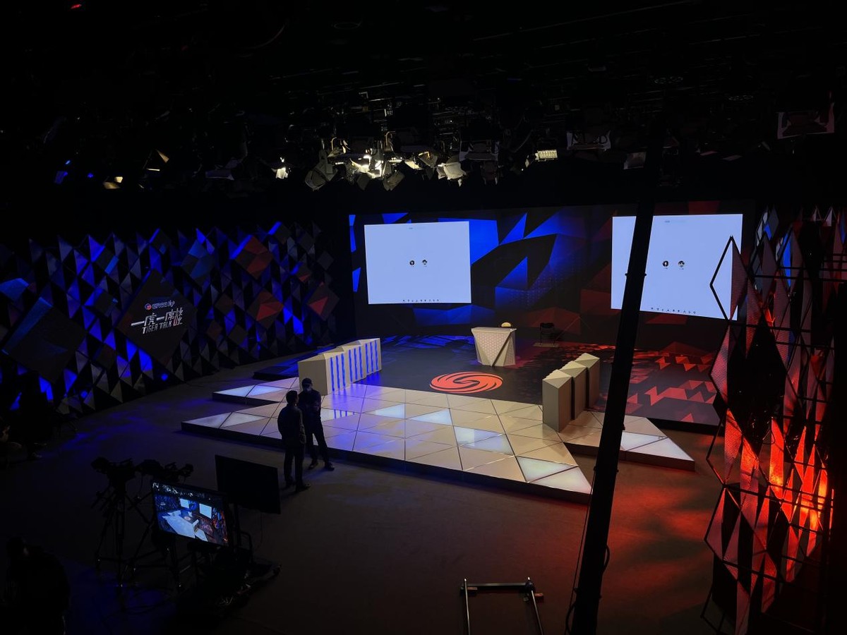 乌鲁木齐xr虚拟演播室效果图,xr虚拟演播厅软件