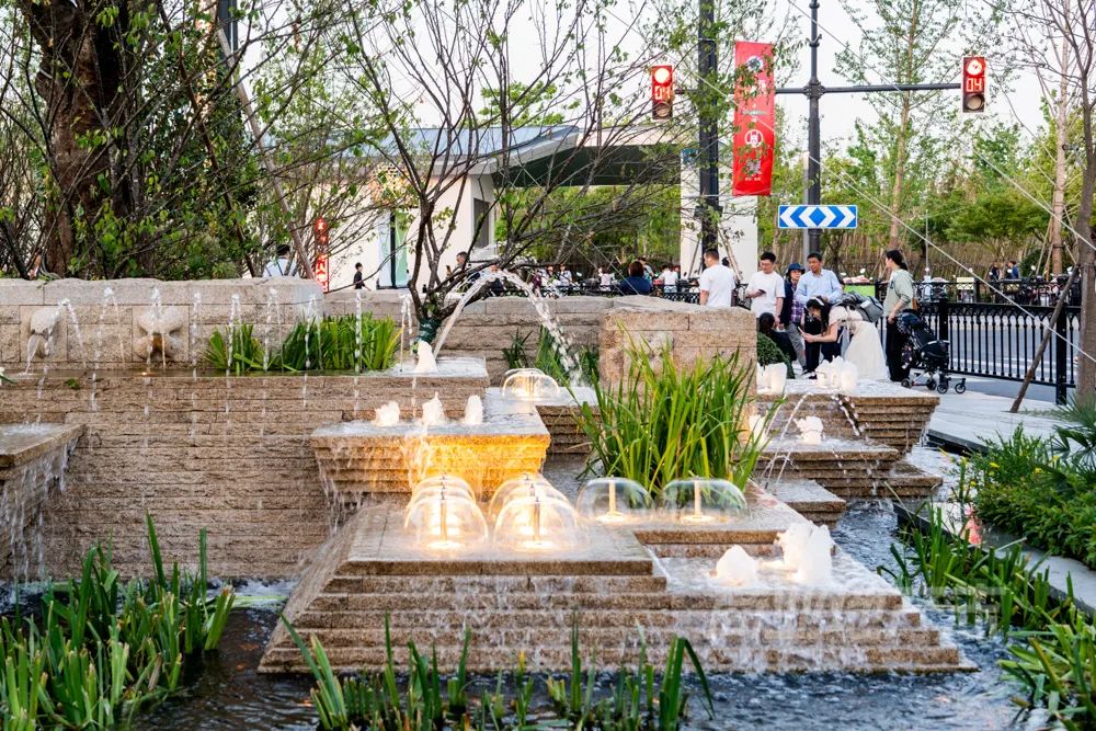 CRR百图斩｜公园里的新天地：上海蟠龙天地