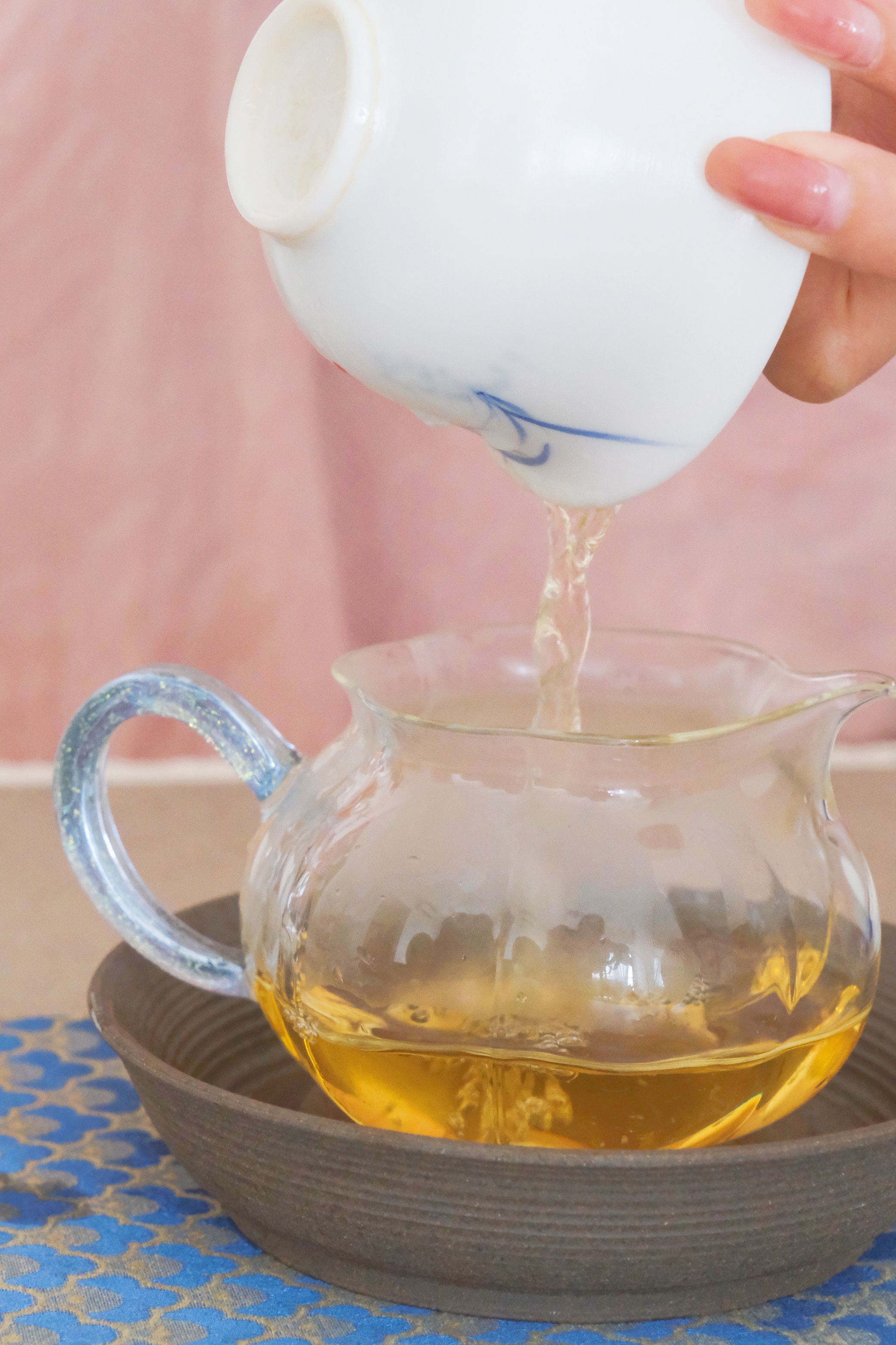 茶为什么原料日期和生产日期不同,茶的年份怎么辨别