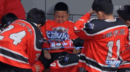 易烊千玺训练视频,易烊千玺第一个舞台solo教学