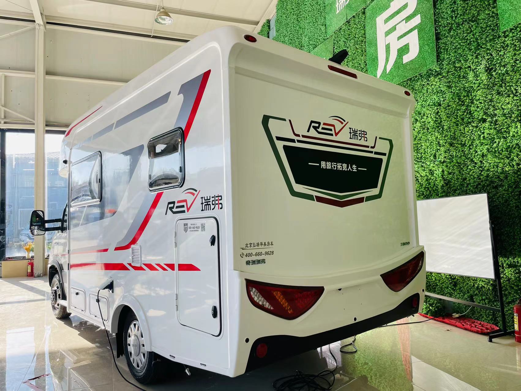 奇瑞瑞弗t800房车价格,出租型b型上下独立床房车