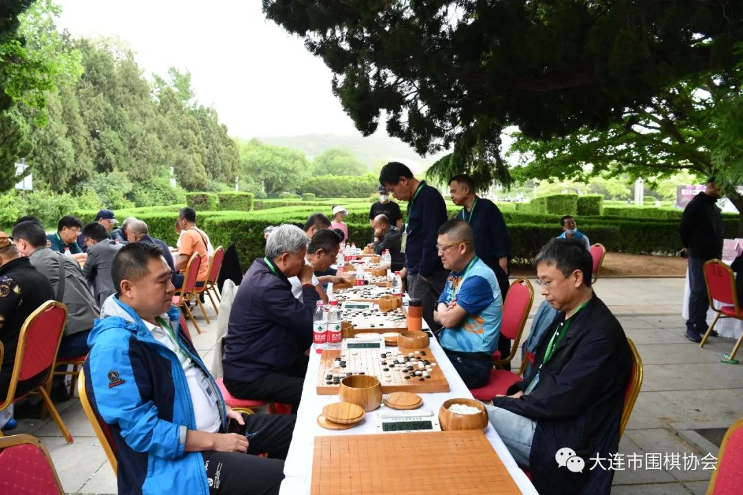 槐香四溢沁入八荒,槐香四溢