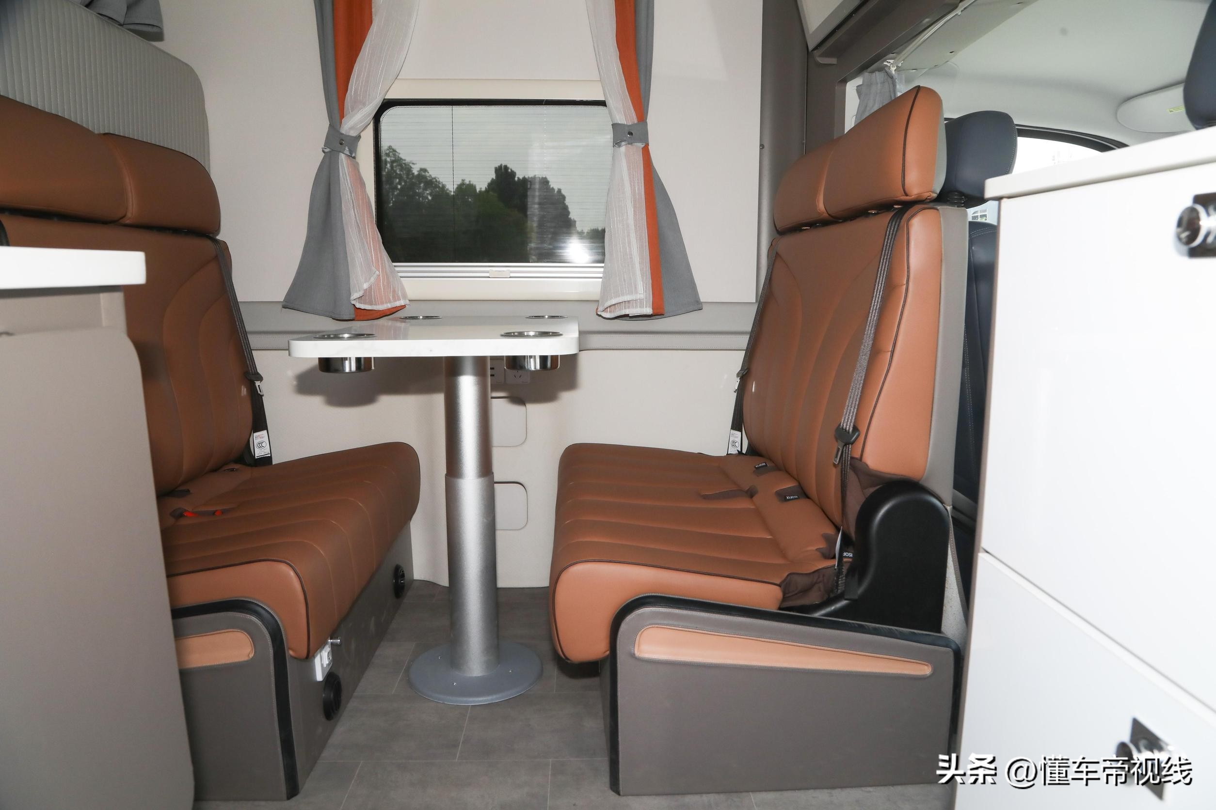 上汽大通t90探索家7座,上汽大通h90水庐版详细说明介绍