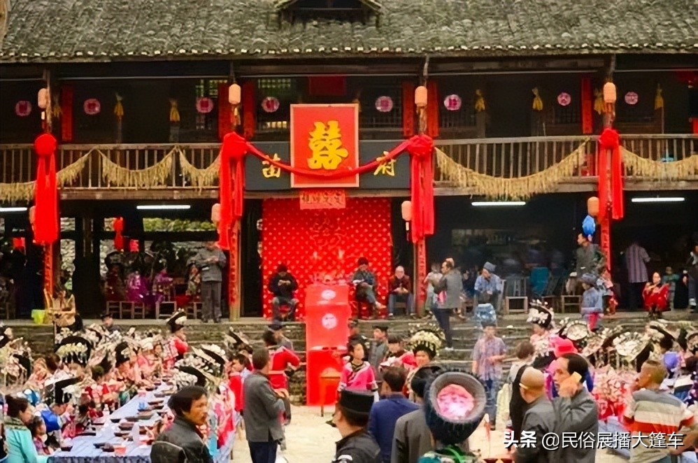 苗族“抢婚”特色习俗，今天还在吗？