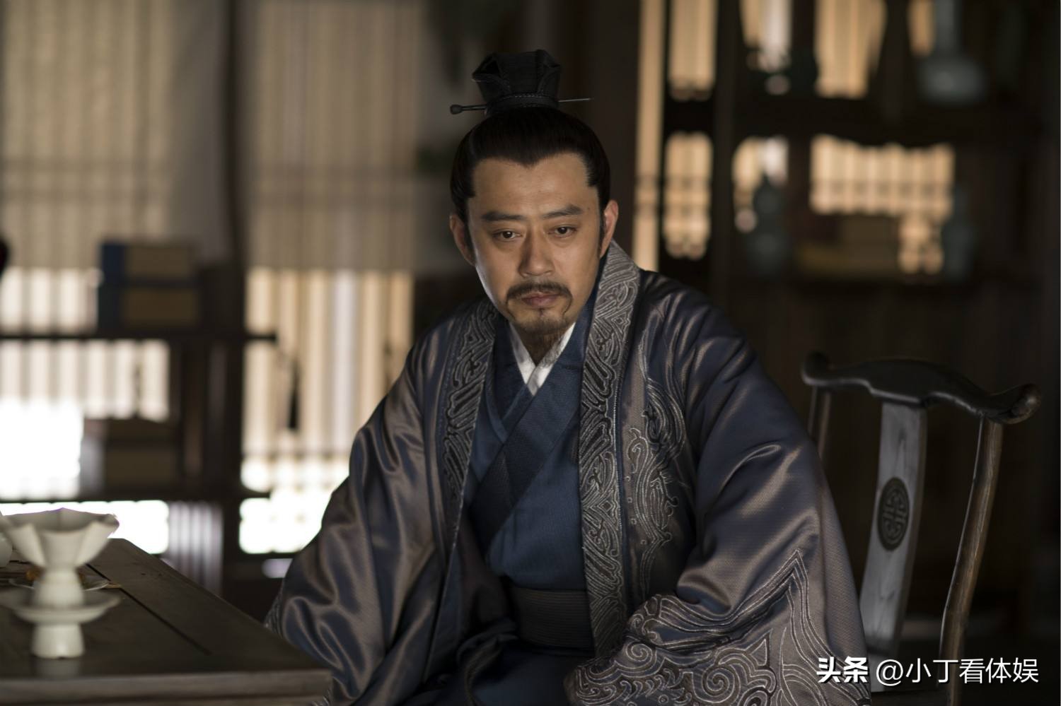 演员刘钧现状,刘钧演员年轻的时候