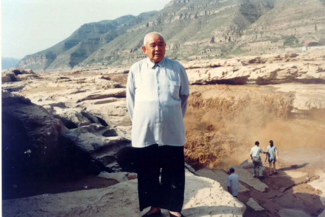 黄河母亲诗配画,九曲黄河万里沙诗配画