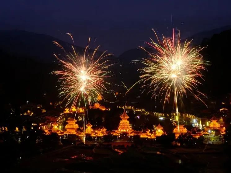 官方发声：让鞭炮声重新响起！必去的​14条春节长线，过个畅快新年