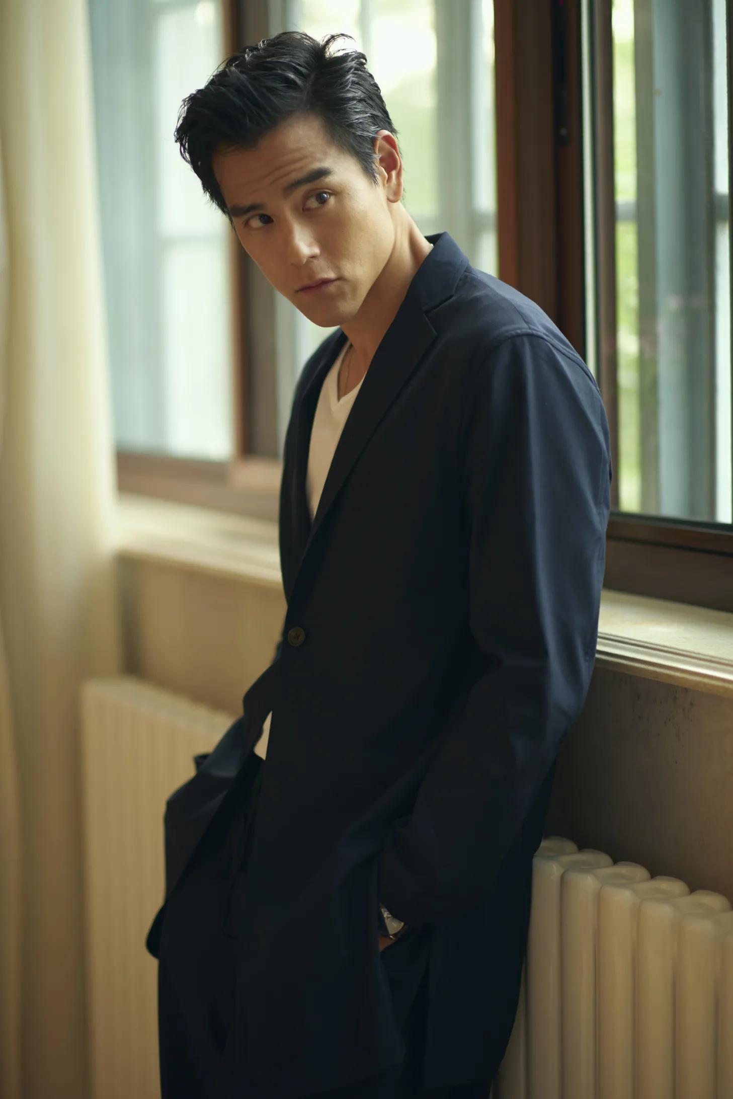 超清彭于晏健身图片,明星腹肌照前100名