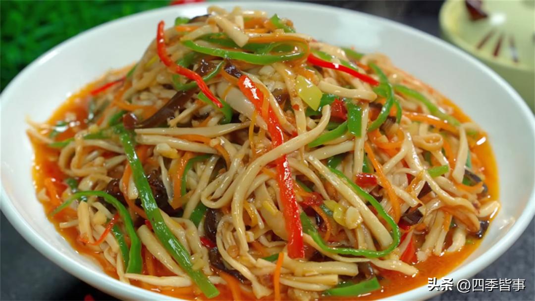 老人少吃花生瓜子，多吃3种“碱性菜”，嘴巴不臭，告别手脚冰冷