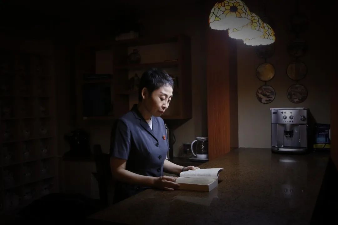 挥着翅膀的女孩容祖儿完整,挥着翅膀的女孩完整版