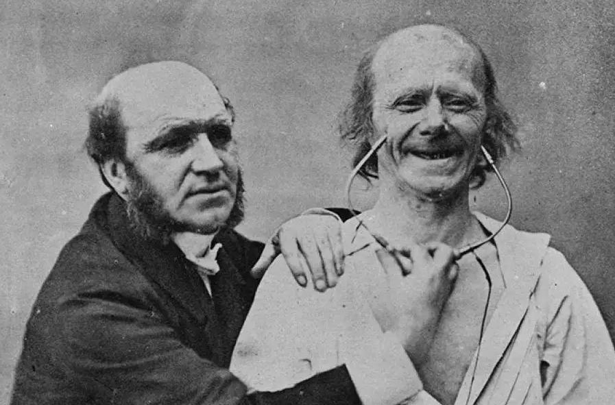 男生照相太僵硬,为什么一照相就紧张僵硬