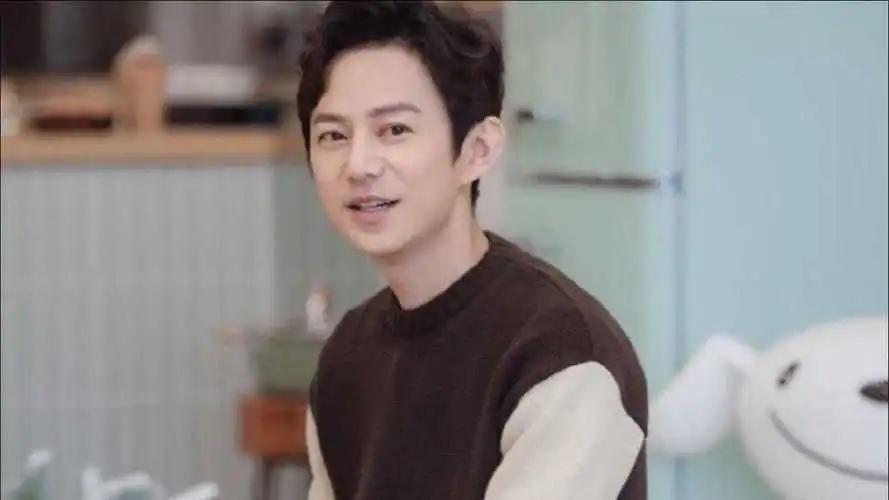 央媒出手点名哪六位明星,央媒批过哪些明星