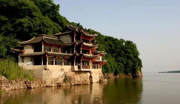 安徽省拥有国家5*级A**旅游景区12个,现列举出来与大家共享