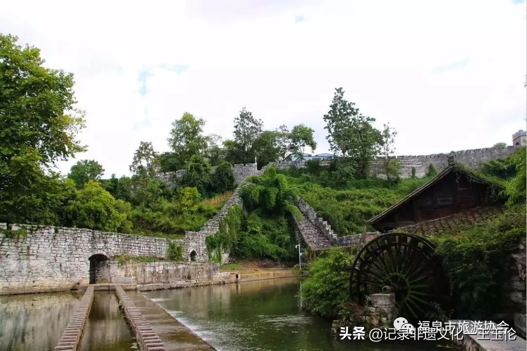 贵州唯一的一座千年古城，曾是古且兰国故地，被列为全国重点*物文**