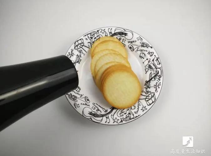 电吹风的妙用治疗感冒,电吹风的妙用有哪些