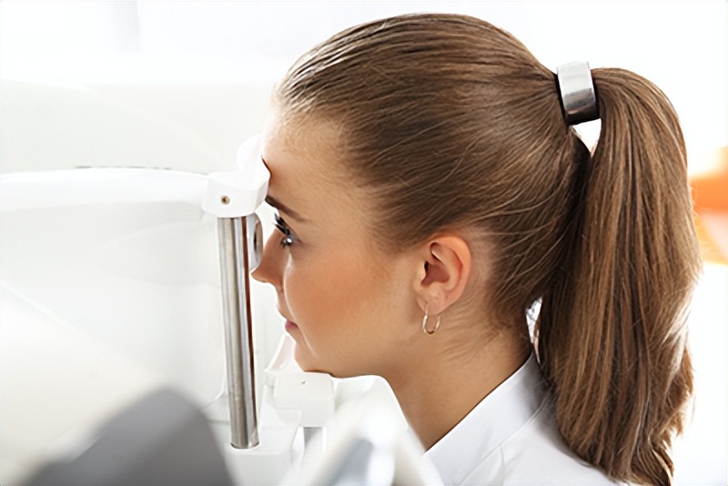 深圳龙华近视激光手术价格,深圳哪个正规医院点阵激光做得好