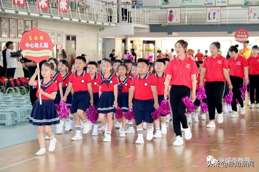 海底世界六一儿童节活动,海洋幼儿园六一儿童节汇演