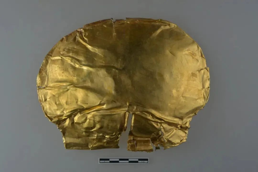 郑州商城发现“金面罩”,比三星堆还早/少林武术正式有了“郑州标准”/小伙寻亲20年在郑州找到亲生母亲