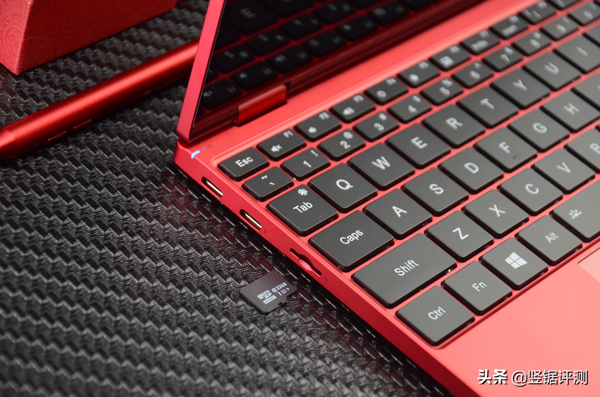 10.1英寸二合一笔记本,迷你笔记本电脑壹号本