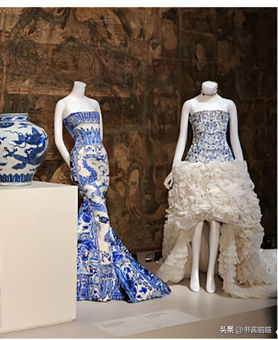 外*旗国**袍美人：帕丽斯现买现穿，妮可不输张曼玉，娜塔莉气质变了