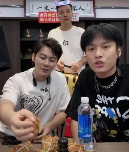 如何利用快递店赚更多的钱,快递店的利润