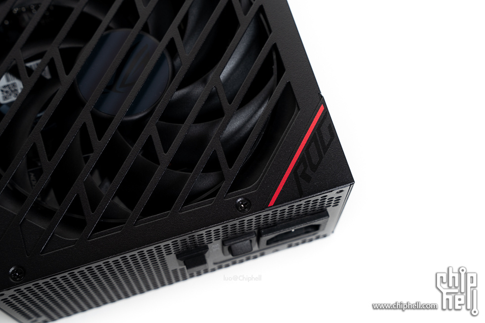 华硕tufgaminggt502弹药库白色,华硕gt502机箱黑橙搭配