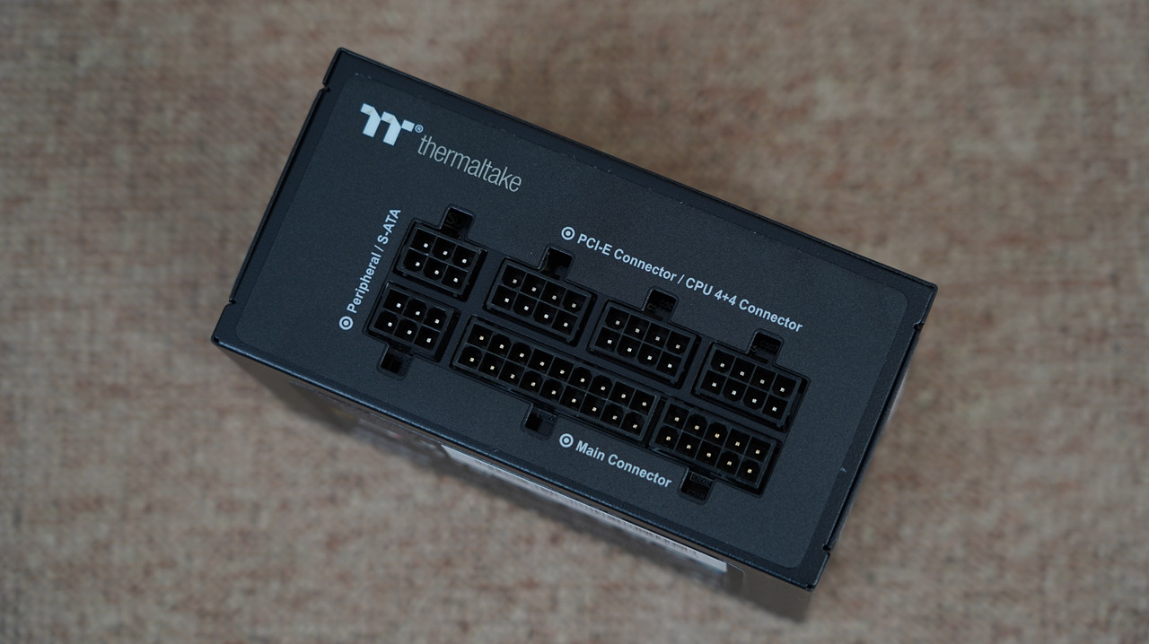 我骗媳妇说这是大号路由器，偷偷打造了一台高颜值ITX主机