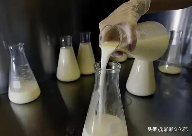 “人乳交易”乱象，成人1500元直接躺怀里喝，严厉打击非法交易！