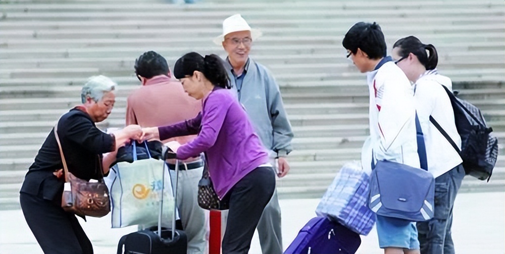 年轻人沉迷奶嘴乐,年轻人沉迷游戏危害