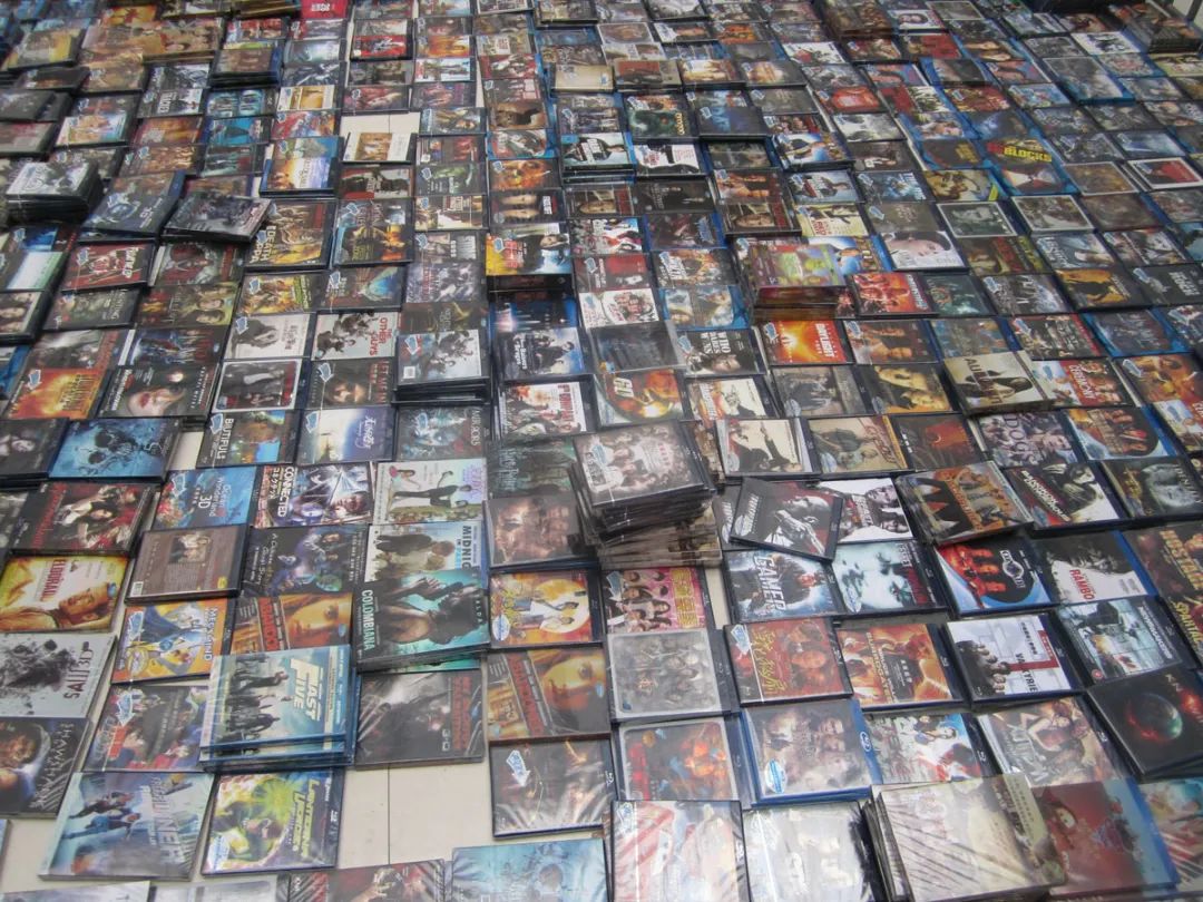 盗版字幕组,盗版影片字幕组